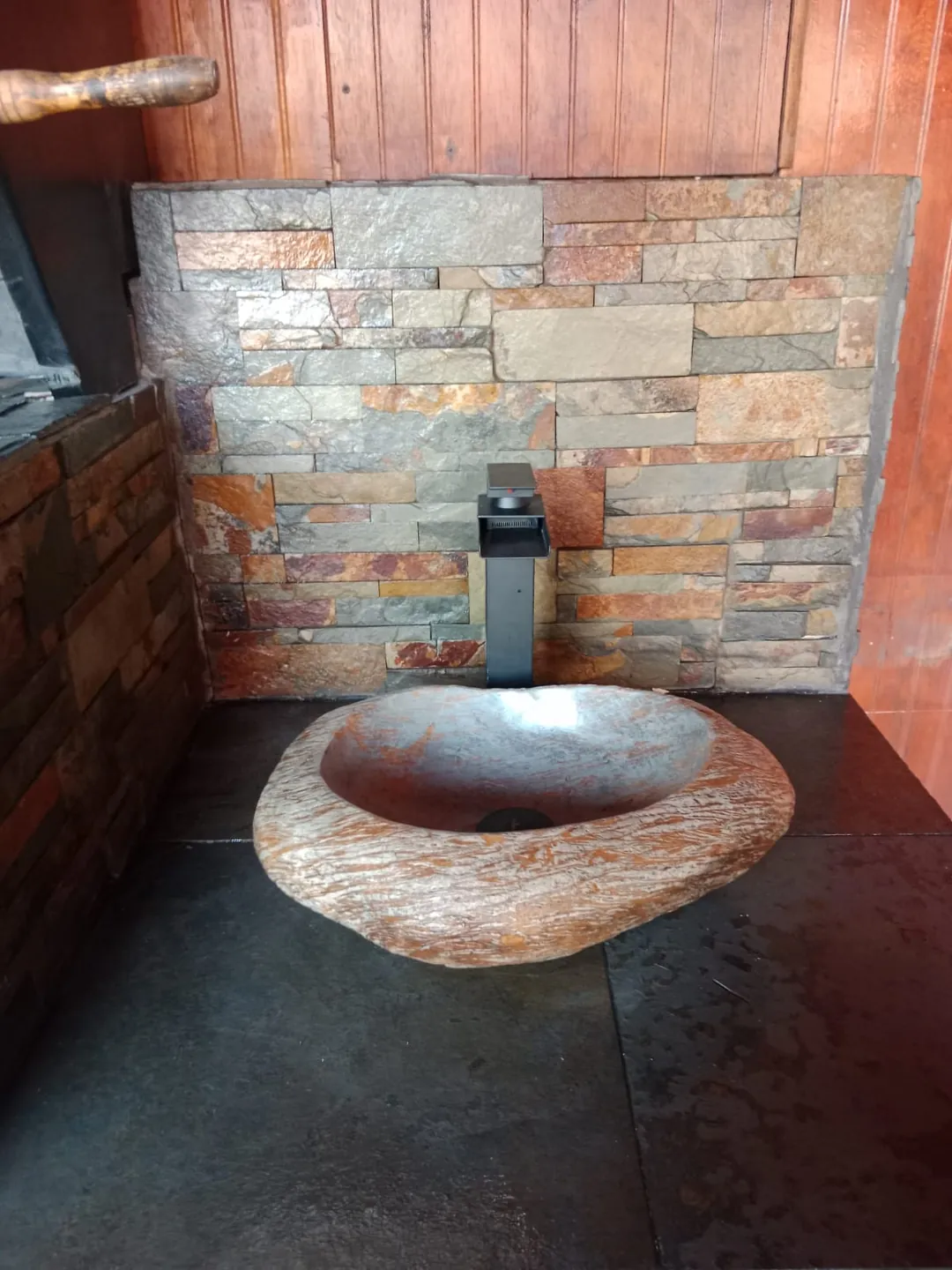 Remodelación de quincho ejecutada por AO Construcciones en Hacienda El Peñón, Puente Alto